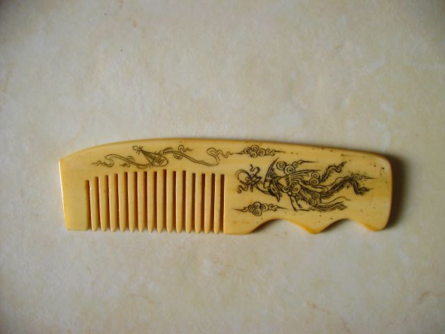 Peigne en os de bufle